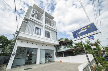 Airy Syariah Pemurus Baru Bumi Mas Raya 25 Banjarmasin Hotel Banjarmasin  Esterno foto